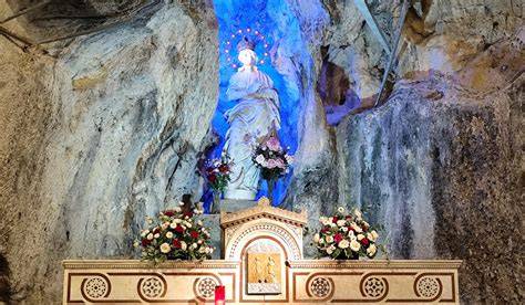 Santa Rosalia nella grotta di Montepellegrino