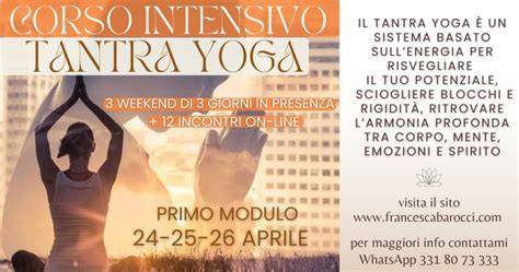 corso yoga intensivo in ashram