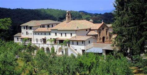 Convento immerso nella natura per ritiro spirituale